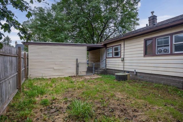 1855 Strong Avenue, Beloit, WI 53511