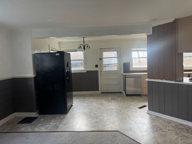 215 N Washington St, Tullahoma, TN 37388