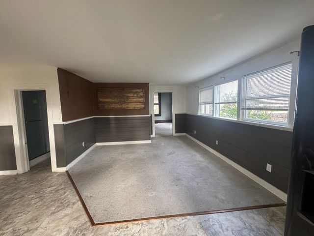 215 N Washington St, Tullahoma, TN 37388