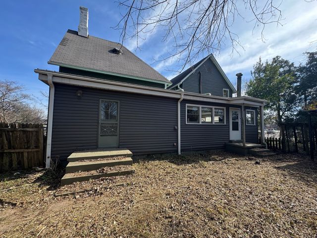 215 N Washington St, Tullahoma, TN 37388