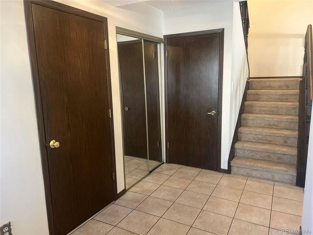 2750 S Heather Gardens Way, Aurora, CO 80014