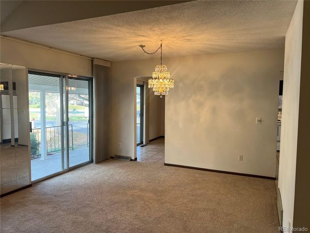 2750 S Heather Gardens Way, Aurora, CO 80014