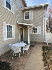 2750 S Heather Gardens Way, Aurora, CO 80014