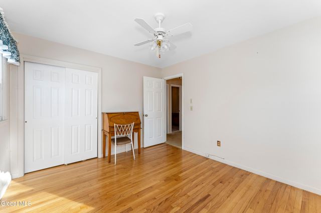 53 Fairlawn Drive, Colonie, NY 12110