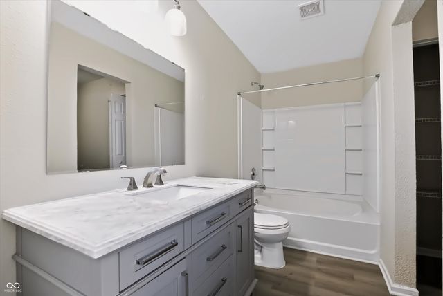 8411 Centenary Drive, Camby, IN 46113