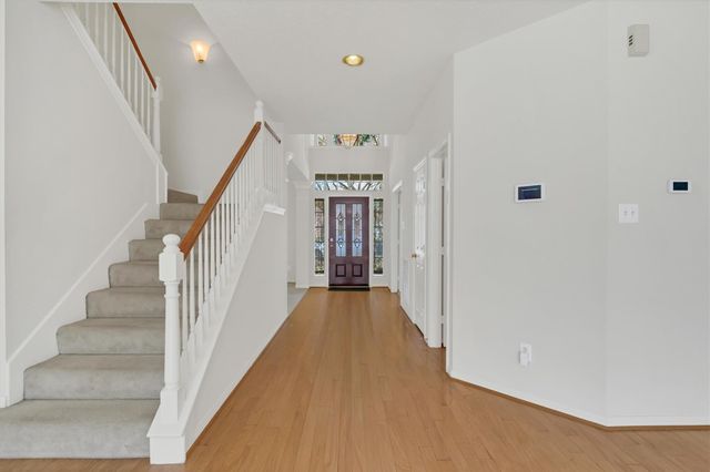 9423 Walnut Brook Court, Houston, TX 77040