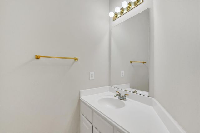 9423 Walnut Brook Court, Houston, TX 77040