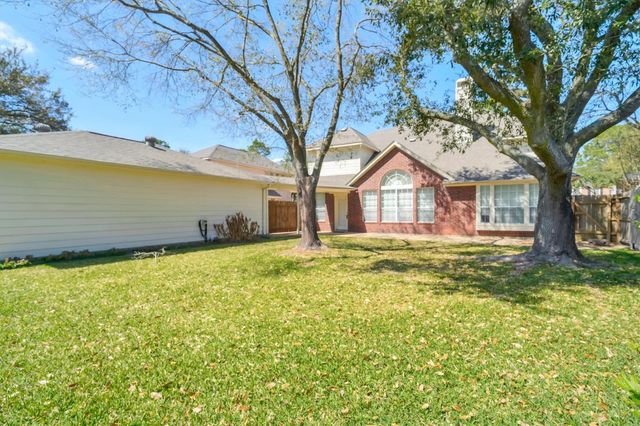 9423 Walnut Brook Court, Houston, TX 77040