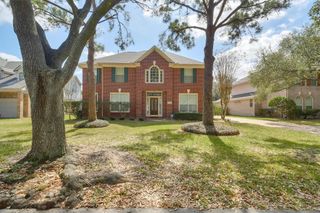 9423 Walnut Brook Court, Houston, TX 77040