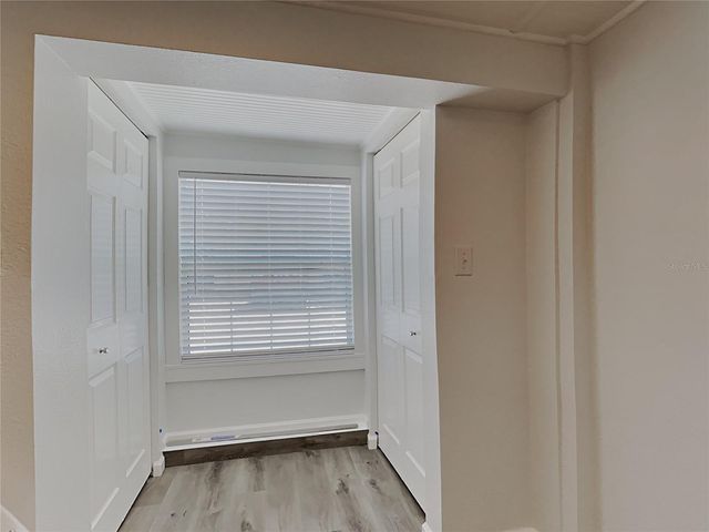 4810 2ND AVENUE N E, St Petersburg, FL 33713