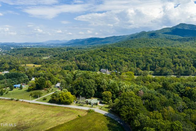 165 Horse Creek Road, Chuckey, TN 37641