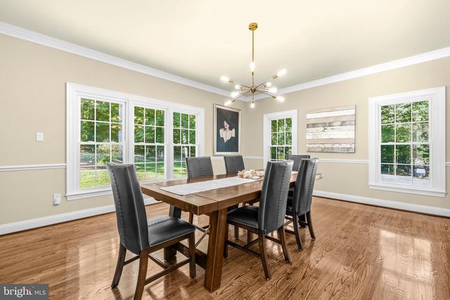 8018 EDDY BEND TRL, Fairfax Station, VA 22039