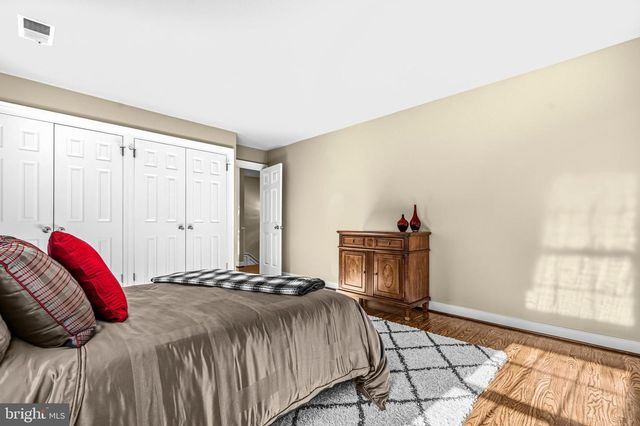 8018 EDDY BEND TRL, Fairfax Station, VA 22039