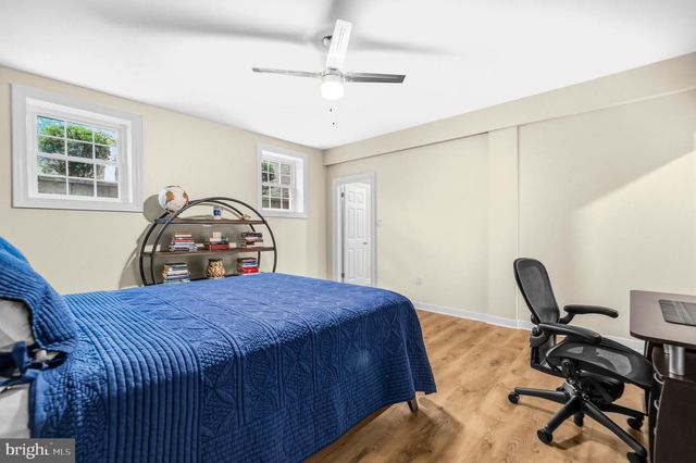 8018 EDDY BEND TRL, Fairfax Station, VA 22039