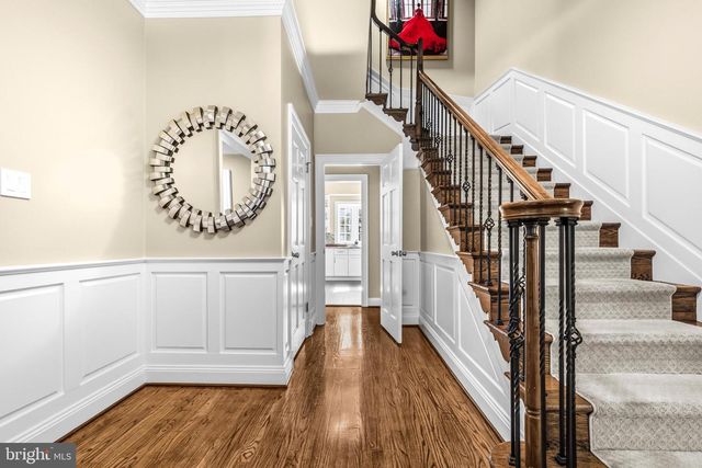 8018 EDDY BEND TRL, Fairfax Station, VA 22039
