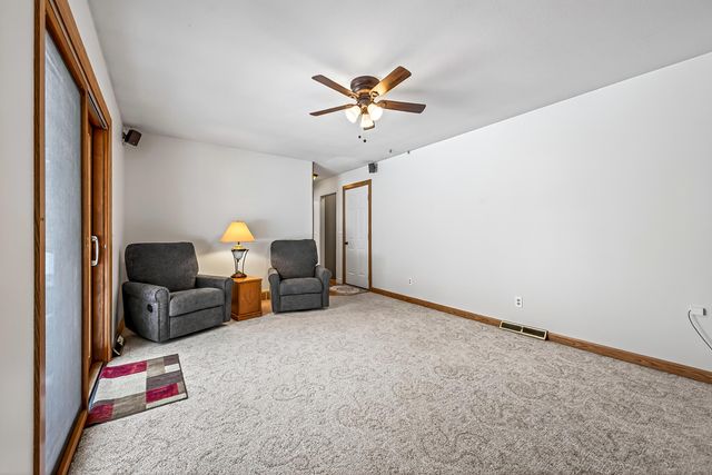 604 E Muskegon Avenue, Whitehall, MI 49461