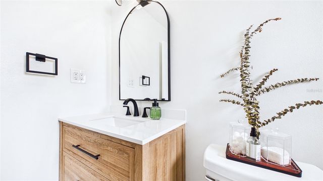 1920 NEW HAMPSHIRE AVENUE NE, St Petersburg, FL 33703