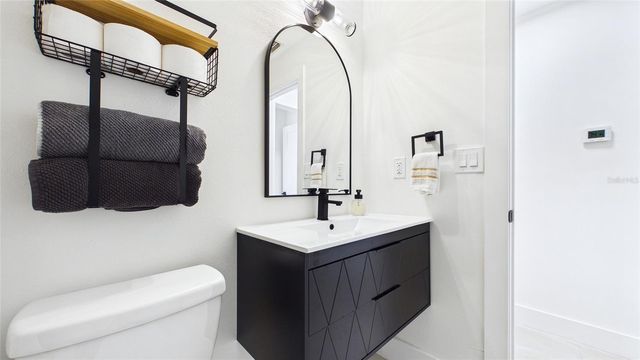 1920 NEW HAMPSHIRE AVENUE NE, St Petersburg, FL 33703