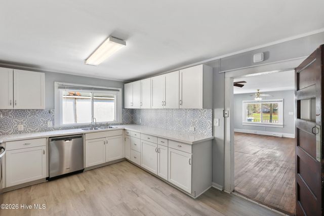 812 S 8th Street, Wilmington, NC 28401