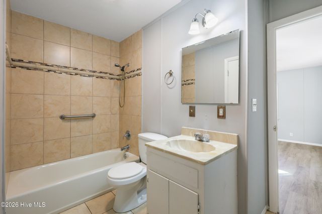 812 S 8th Street, Wilmington, NC 28401