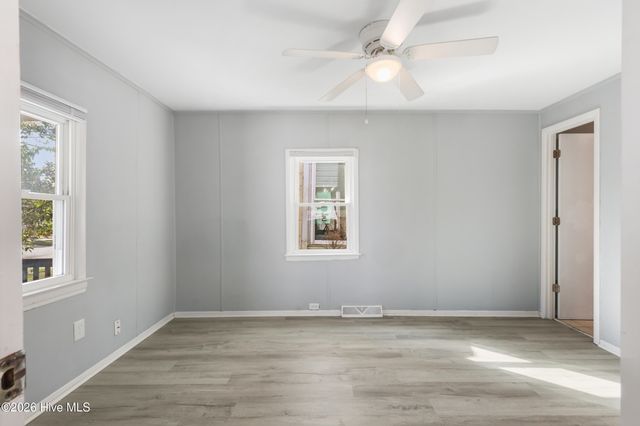 812 S 8th Street, Wilmington, NC 28401