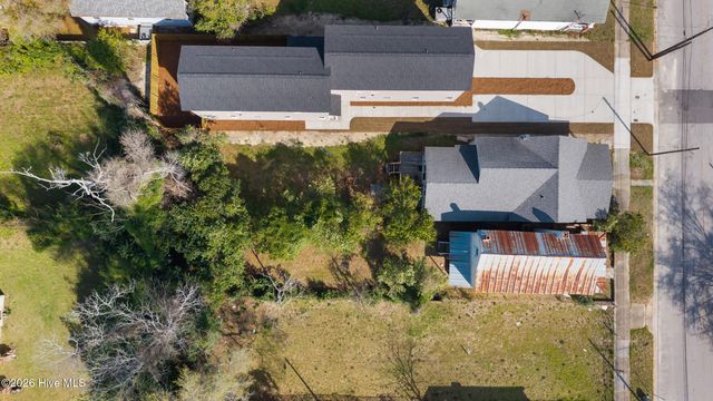 812 S 8th Street, Wilmington, NC 28401