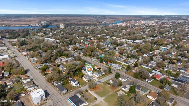 812 S 8th Street, Wilmington, NC 28401