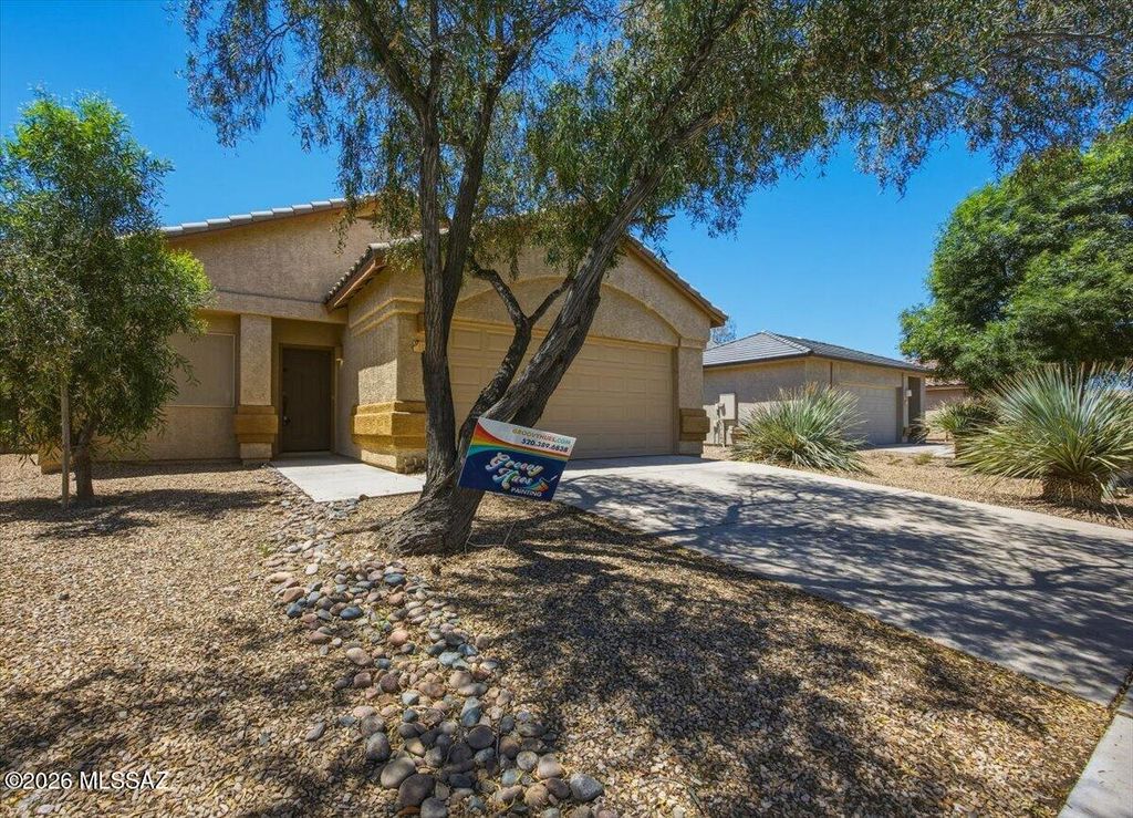 11371 W Burning Sage Street, Marana, AZ 85653