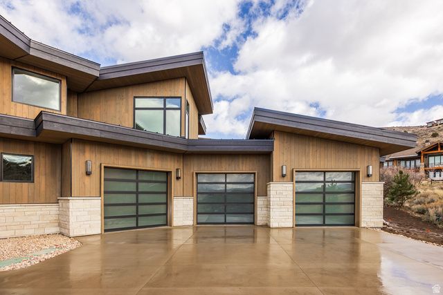 2065 E CHIMNEY ROCK CIR, Heber City, UT 84032