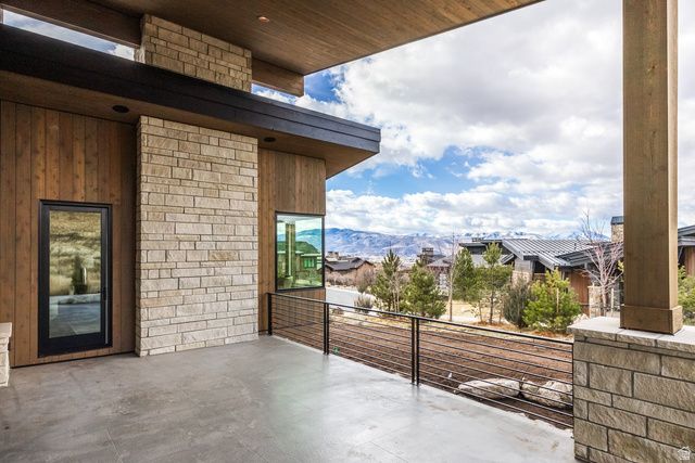 2065 E CHIMNEY ROCK CIR, Heber City, UT 84032