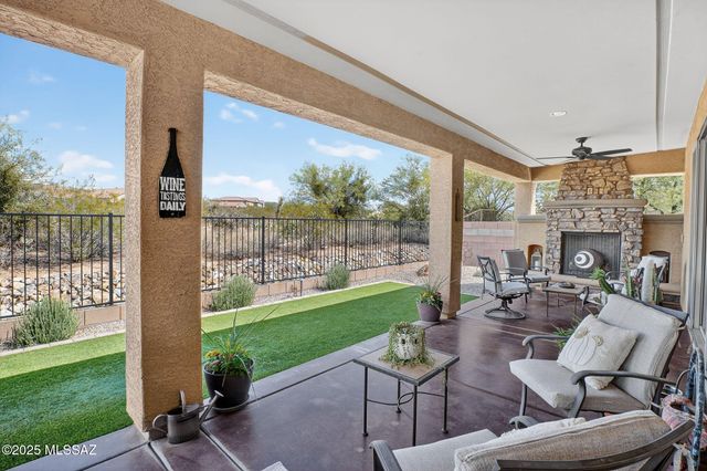 14049 E Barouche Drive, Vail, AZ 85641