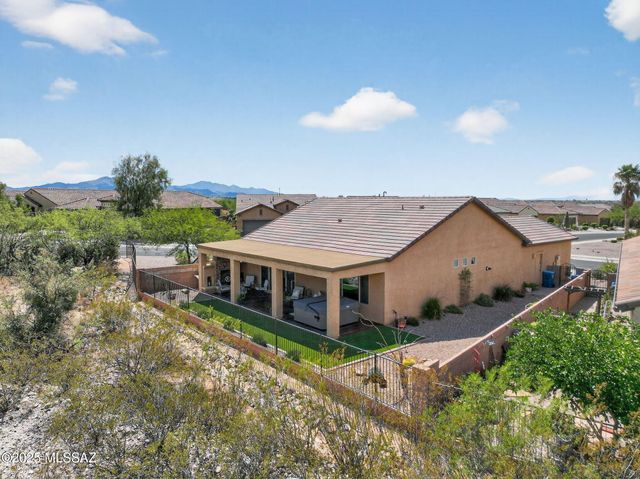 14049 E Barouche Drive, Vail, AZ 85641