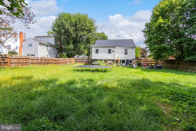 534 S CHURCH ST, Charles Town, WV 25414