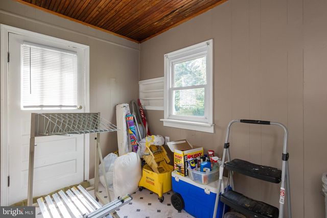534 S CHURCH ST, Charles Town, WV 25414