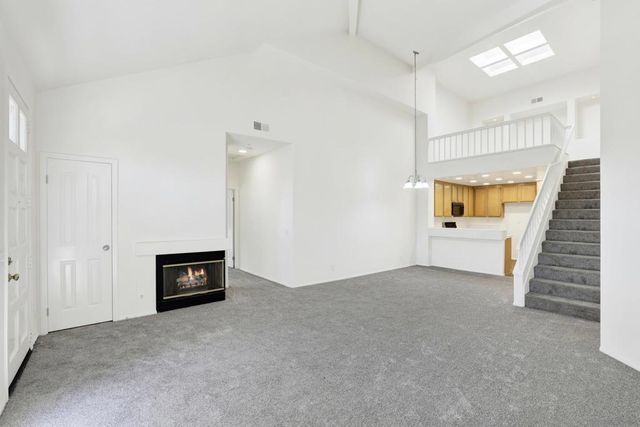 13450 Savanna, Tustin, CA 92782