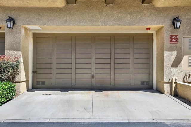 13450 Savanna, Tustin, CA 92782