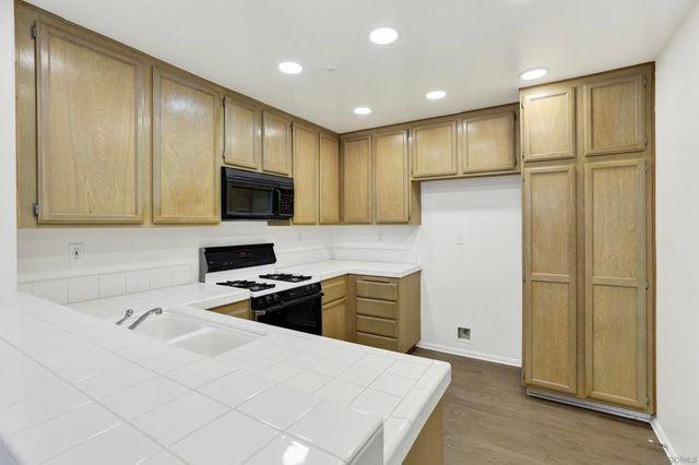 13450 Savanna, Tustin, CA 92782