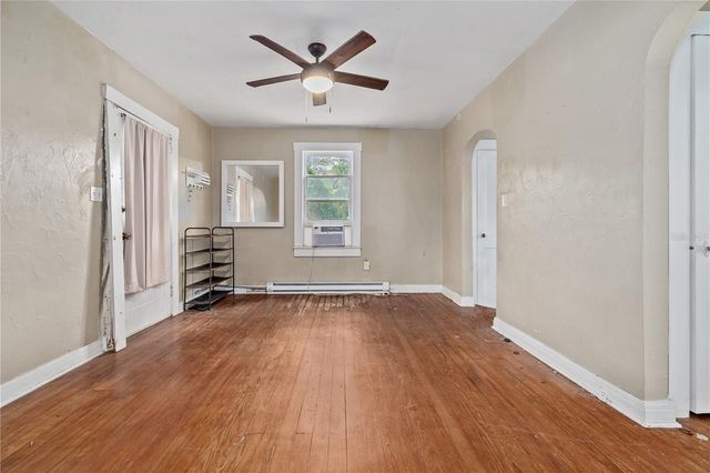 5914 N OLA AVENUE, Tampa, FL 33604