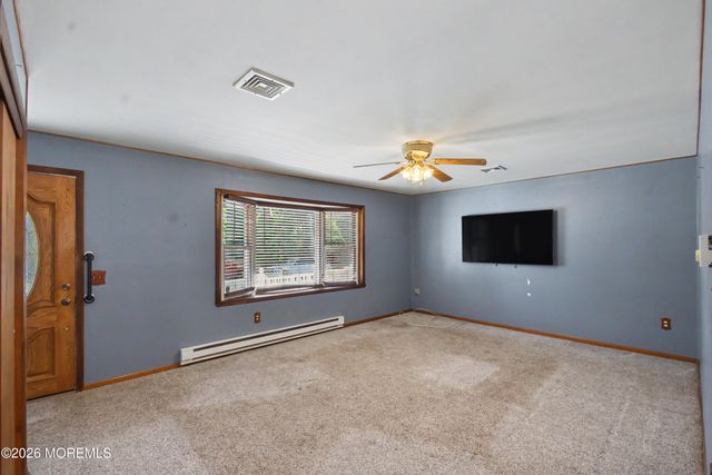 1188 Whittier Avenue, Toms River, NJ 08753