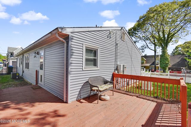 1188 Whittier Avenue, Toms River, NJ 08753
