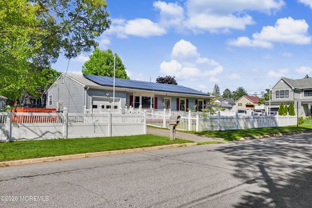 1188 Whittier Avenue, Toms River, NJ 08753