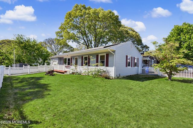 1188 Whittier Avenue, Toms River, NJ 08753