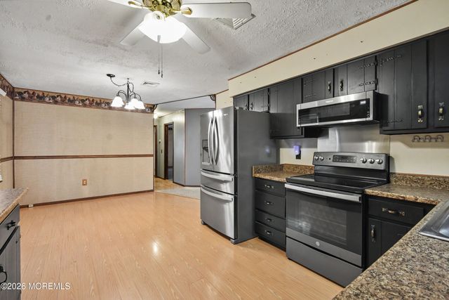 1188 Whittier Avenue, Toms River, NJ 08753