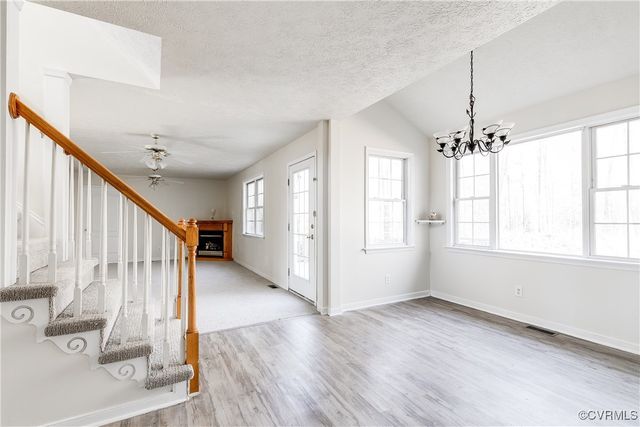 1525 Creek Knoll Ct, Colonial Heights, VA 23834