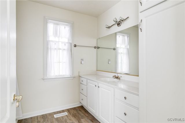 1525 Creek Knoll Ct, Colonial Heights, VA 23834