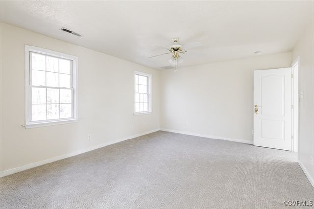 1525 Creek Knoll Ct, Colonial Heights, VA 23834