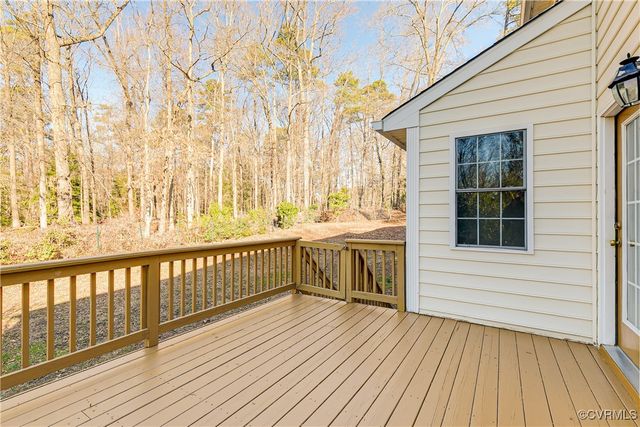 1525 Creek Knoll Ct, Colonial Heights, VA 23834