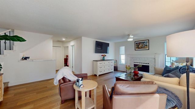 2201 Arnhem Pl, Modesto, CA 95356