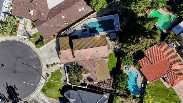 2201 Arnhem Pl, Modesto, CA 95356