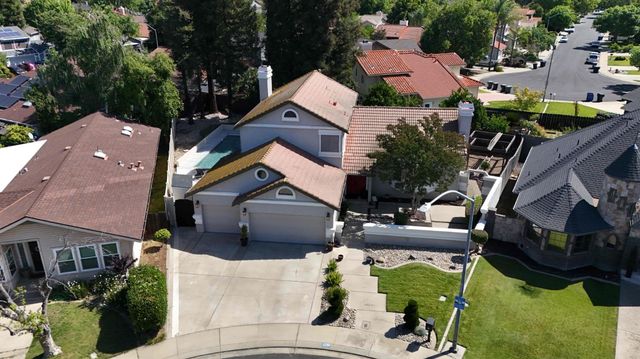 2201 Arnhem Pl, Modesto, CA 95356